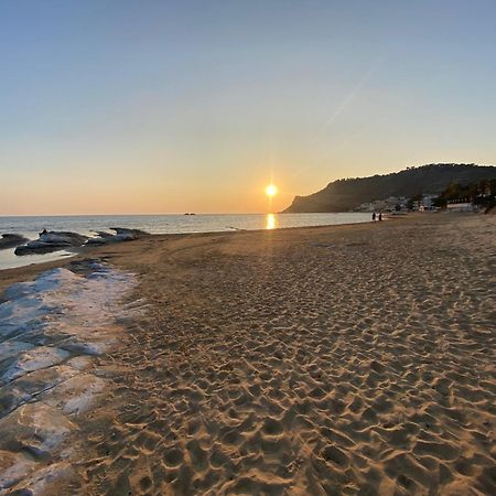 Casa Vacanza Scala Dei Turchi Realmonte Kültér fotó